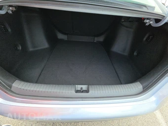 2025 Honda Accord Sedan SE - miniatura 16
