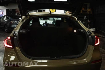 2025 Honda Civic Hatchback Sport - miniatura 7
