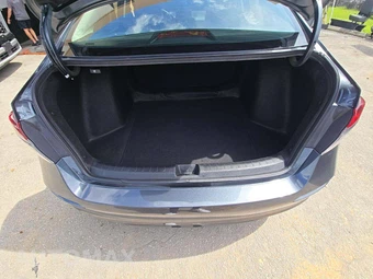 2025 Honda Civic Sedan LX - miniatura 11