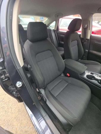 2025 Honda Civic Sedan LX - miniatura 18