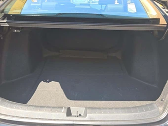 2025 Honda Civic Sedan LX - miniatura 14