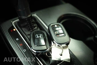 2025 Honda Civic Sedan Sport - miniatura 23