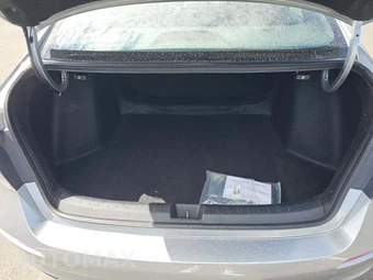 2025 Honda Civic Sedan Sport - miniatura 14