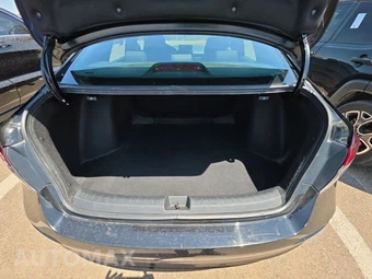 2025 Honda Civic Sedan Sport - miniatura 16