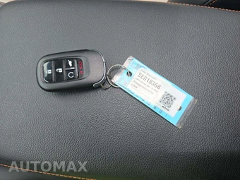 2025 Honda CR-V Hybrid Sport Touring - miniatura 8