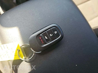 2025 Honda CR-V LX - miniatura 8