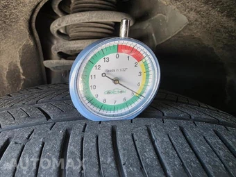 2025 Honda HR-V LX - miniatura 2