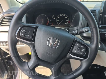 2025 Honda Odyssey EX-L 118.1" WB - miniatura 10