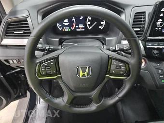2025 Honda Odyssey EX-L 118.1" WB - miniatura 10