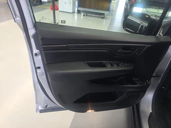 2025 Honda Odyssey EX-L 118.1" WB - miniatura 9