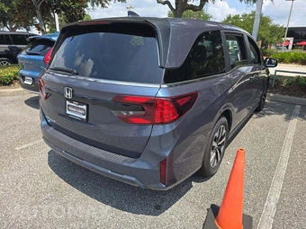 2025 Honda Odyssey EX-L 118.1" WB - miniatura 3