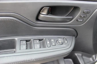 2025 Honda Odyssey EX-L 118.1" WB - miniatura 11