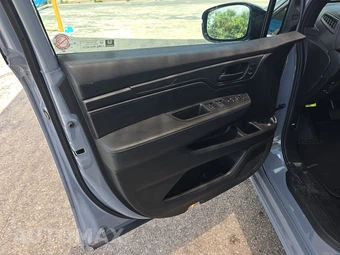 2025 Honda Odyssey Sport L 118.1" WB - miniatura 9