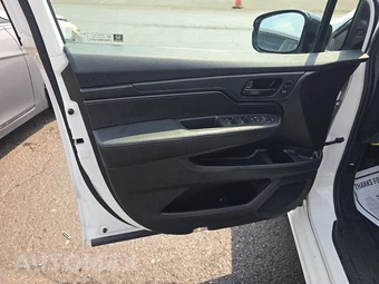 2025 Honda Odyssey Sport L 118.1" WB - miniatura 9