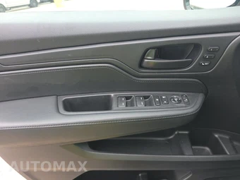 2025 Honda Odyssey Sport L 118.1" WB - miniatura 9