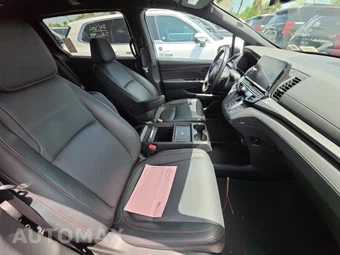 2025 Honda Odyssey Sport-L - miniatura 8
