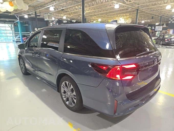 2025 Honda Odyssey Touring 118.1" WB - miniatura 2