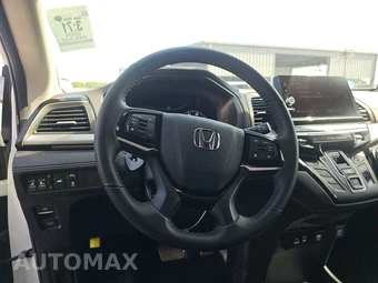 2025 Honda Odyssey Touring 118.1" WB - miniatura 10