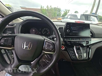 2025 Honda Odyssey Touring 118.1" WB - miniatura 10