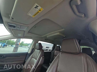 2025 Honda Odyssey Touring 118.1" WB - miniatura 11