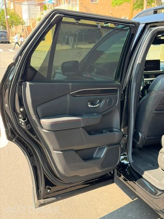 2025 Honda Pilot Black Edition - miniatura 42