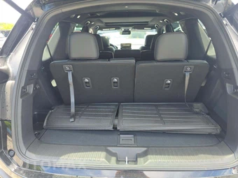 2025 Honda Pilot Black Edition - miniatura 12