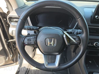 2025 Honda Pilot EX-L+ - miniatura 10