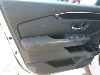2025 Honda Pilot Sport - miniatura 9