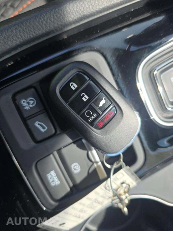 2025 Honda Pilot Sport - miniatura 8