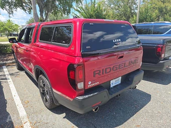 2025 Honda Ridgeline Black Edition Crew Cab Medium Bed - miniatura 2