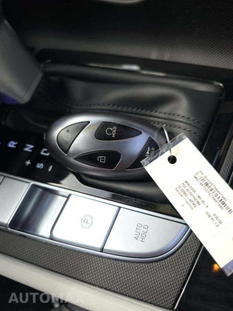 2025 Hyundai Elantra Hybrid Limited - miniatura 8