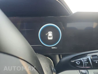 2025 Hyundai Elantra Hybrid Limited - miniatura 12