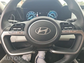 2025 Hyundai Elantra Hybrid Limited - miniatura 10