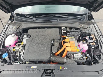 2025 Hyundai Elantra Hybrid Limited - miniatura 15
