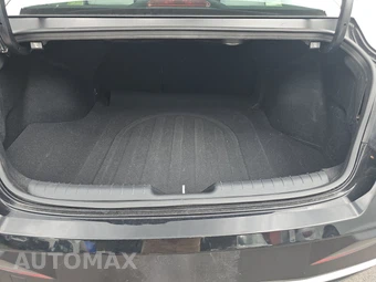 2025 Hyundai Elantra Hybrid Limited - miniatura 16