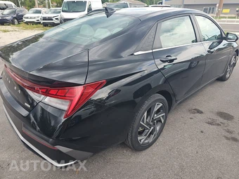 2025 Hyundai Elantra Hybrid Limited - miniatura 4