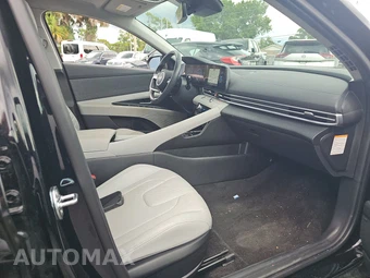 2025 Hyundai Elantra Hybrid Limited - miniatura 8