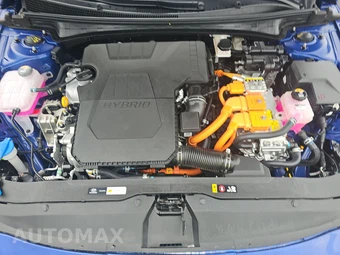 2025 Hyundai Elantra Hybrid Limited - miniatura 15