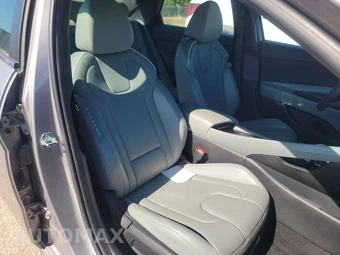 2025 Hyundai Elantra Hybrid Limited - miniatura 8