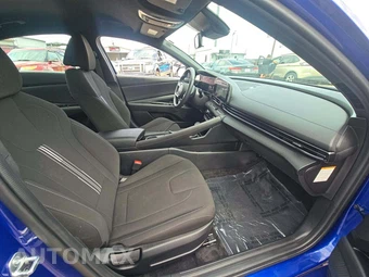 2025 Hyundai Elantra Hybrid SEL Sport - miniatura 18