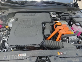 2025 Hyundai Elantra Hybrid SEL Sport - miniatura 18