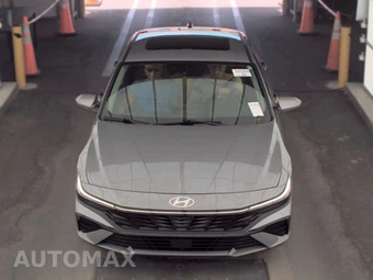 2025 Hyundai Elantra Limited - miniatura 2