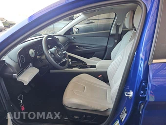 2025 Hyundai Elantra Limited - miniatura 6