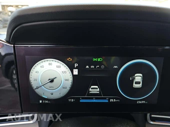 2025 Hyundai Elantra Limited - miniatura 9