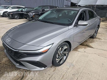 2025 Hyundai Elantra Limited