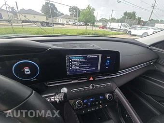 2025 Hyundai Elantra Limited - miniatura 10