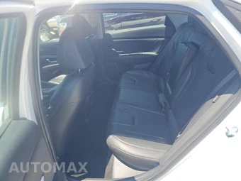 2025 Hyundai Elantra Limited - miniatura 13