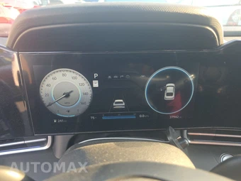 2025 Hyundai Elantra Limited - miniatura 12