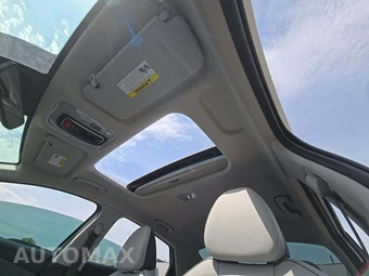 2025 Hyundai Elantra Limited - miniatura 11