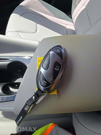 2025 Hyundai Elantra Limited - miniatura 8
